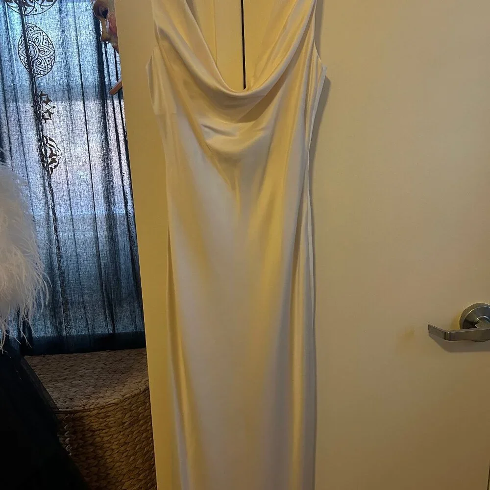 REVOLVE Kylen Midi Dress - Michael Costello S - Picture 3 of 10